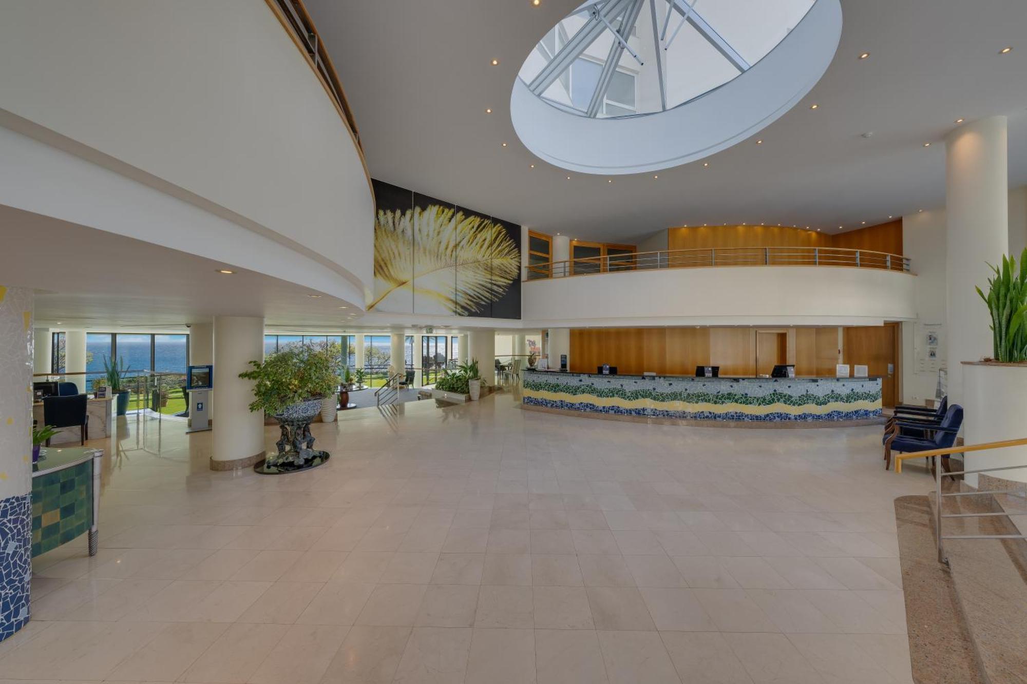 Pestana Grand Ocean Resort Hotel Funchal  Exterior photo