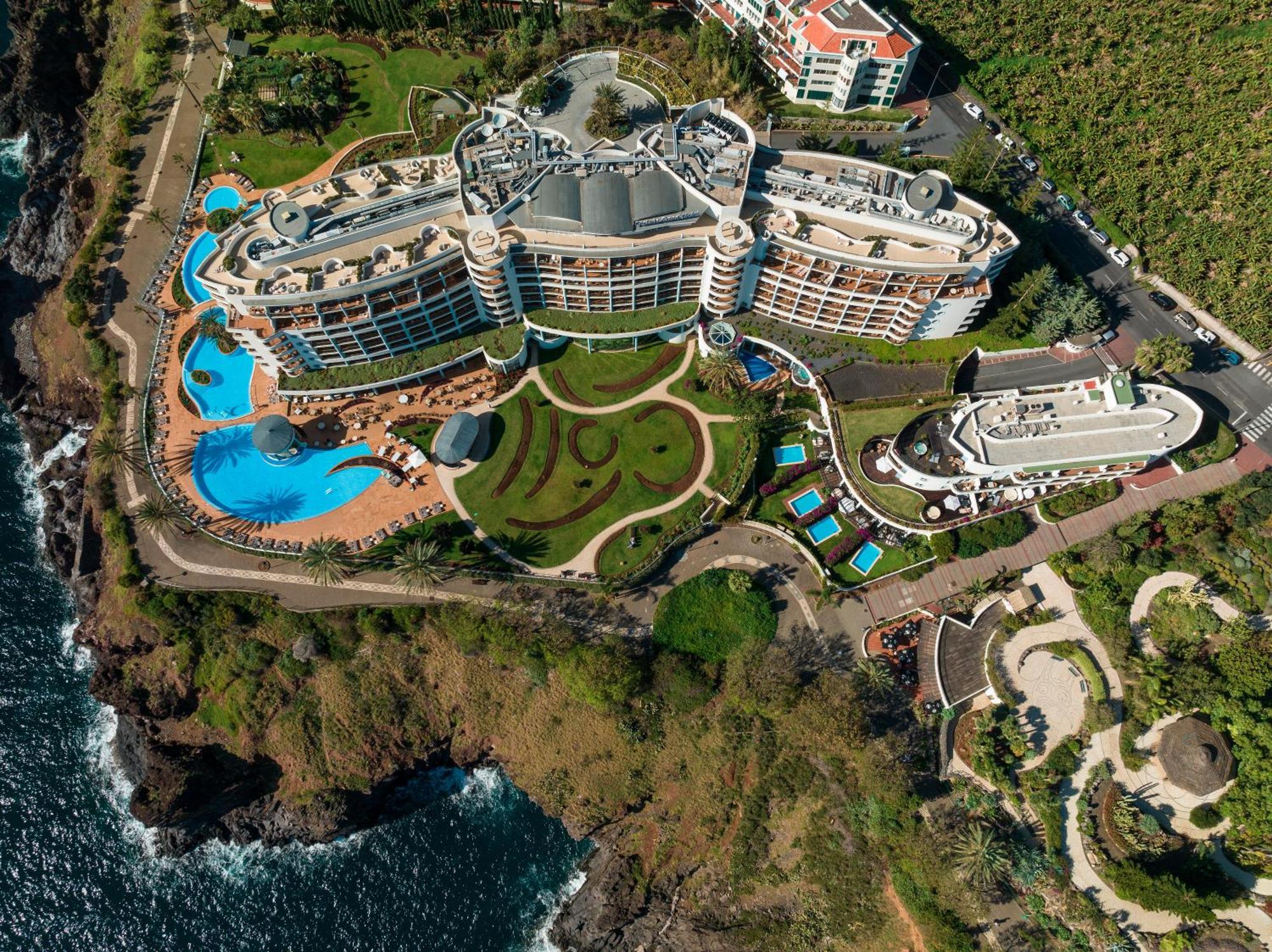 Pestana Grand Ocean Resort Hotel Funchal  Exterior photo